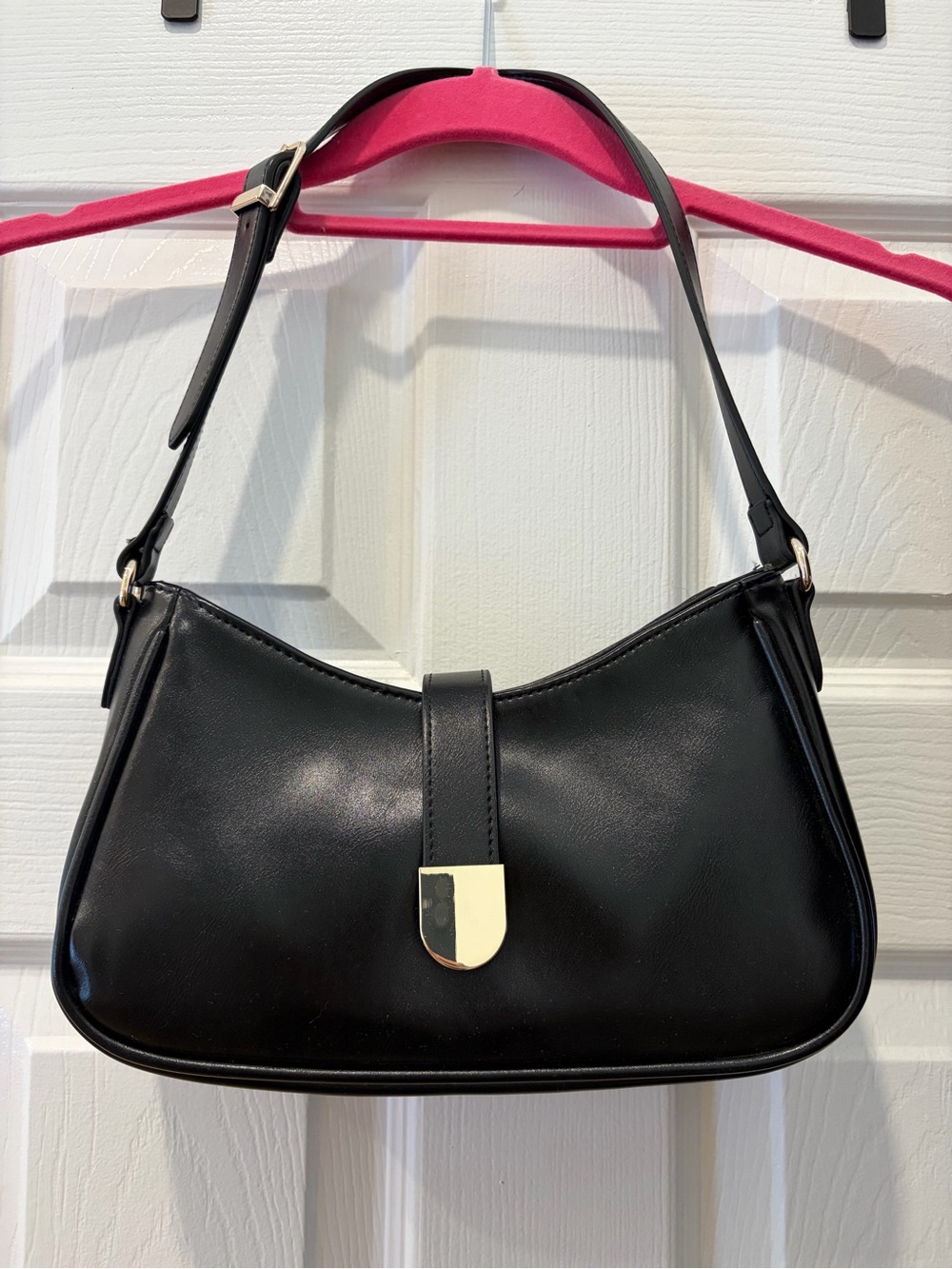 Abercrombie & Fitch Black Shoulder Bag with Gold Accent